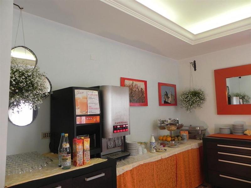 Hotel Antonella กาออร์เล ภายนอก รูปภาพ